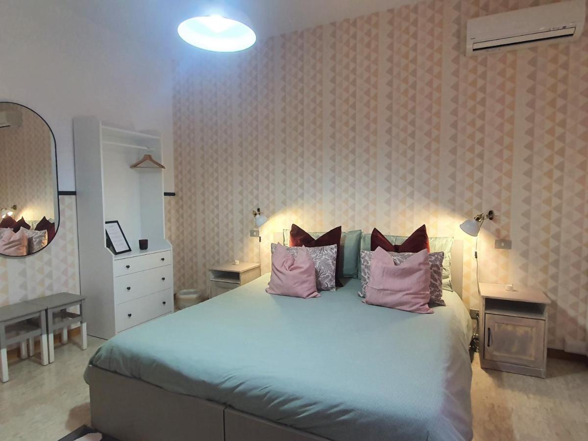 Villa Rosa - Sperlonga Vertice Rooms Ngoại thất bức ảnh